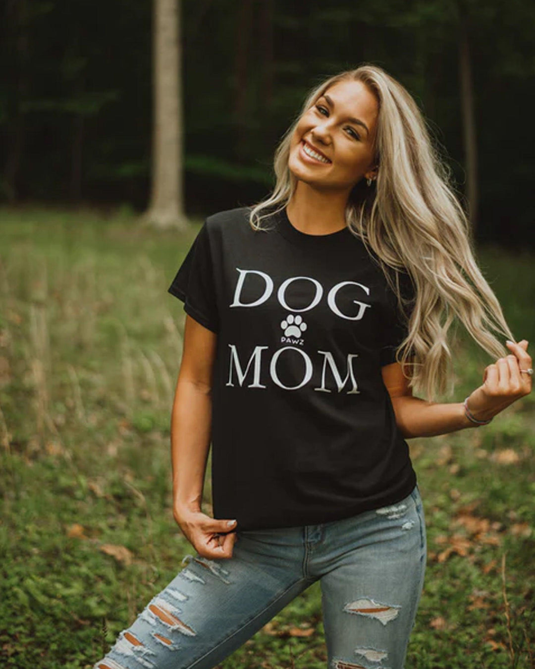 Dog Mom Black Tee - Pawz